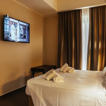 Palace 4* Катандзаро