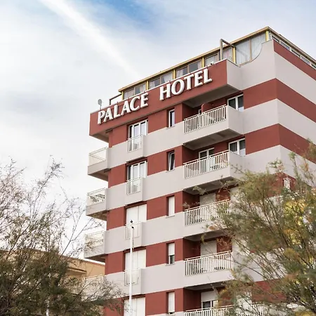 Palace 호텔