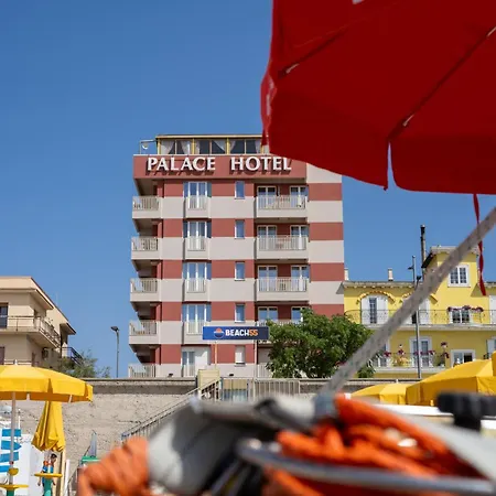 Palace Hotell