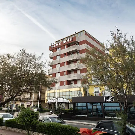 Отель Palace Катандзаро