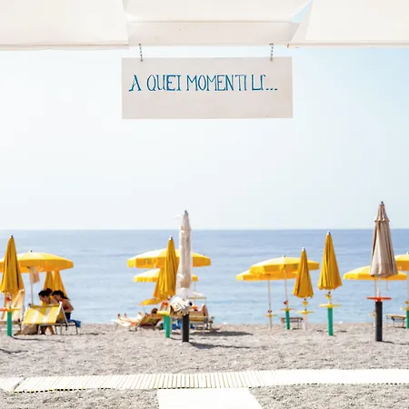 Отель Palace 4*