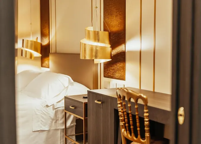 酒店 帕里斯酒店 4*