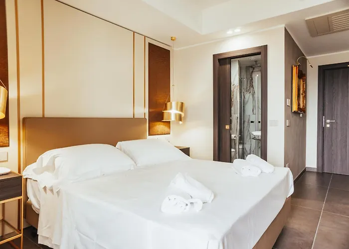 帕里斯酒店 酒店