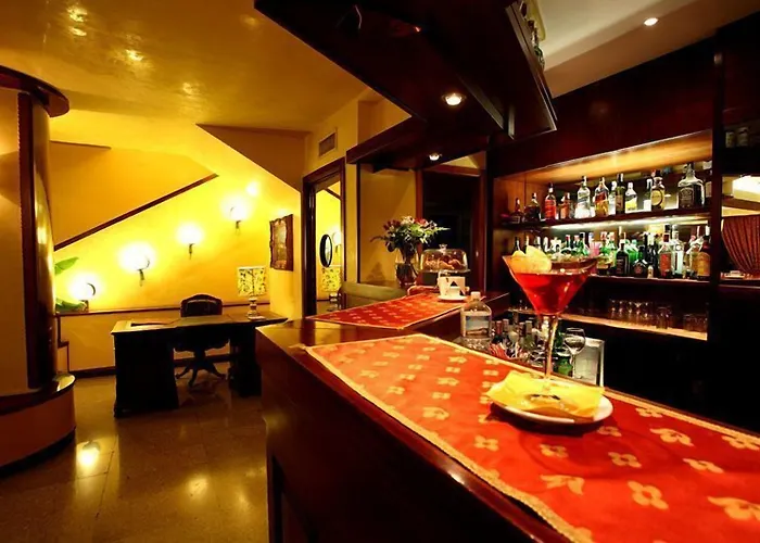 帕里斯酒店 4* 卡坦扎罗